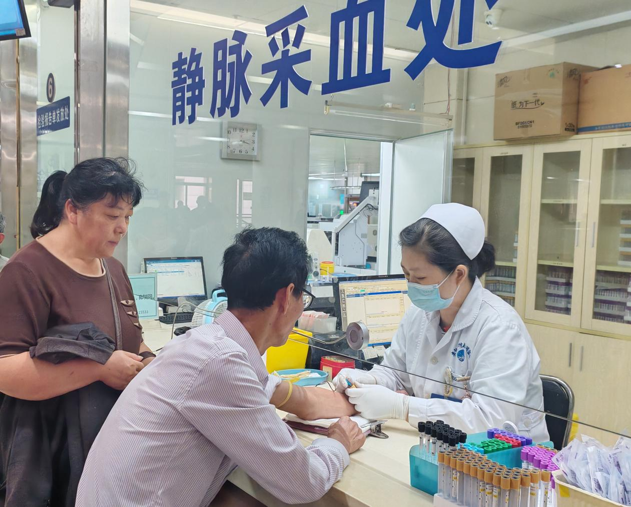 BD半岛入口安医大从属巢湖病院开启“七点半”事情形式便利患者救治(图2)